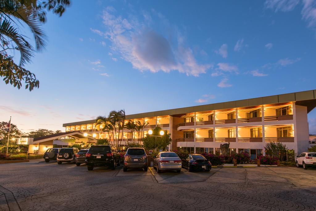 三角梅酒店 Santo Domingo De Heredia 外观 照片