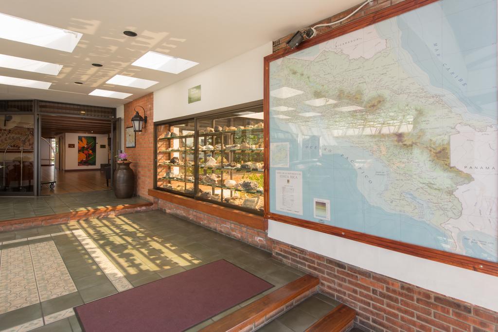 三角梅酒店 Santo Domingo De Heredia 外观 照片